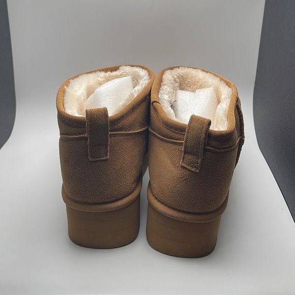 CUSHIONAIRE Women's Genuine Suede pull on platform boot +Memory Foam 10 WIDE CHE - Picture 4 of 7